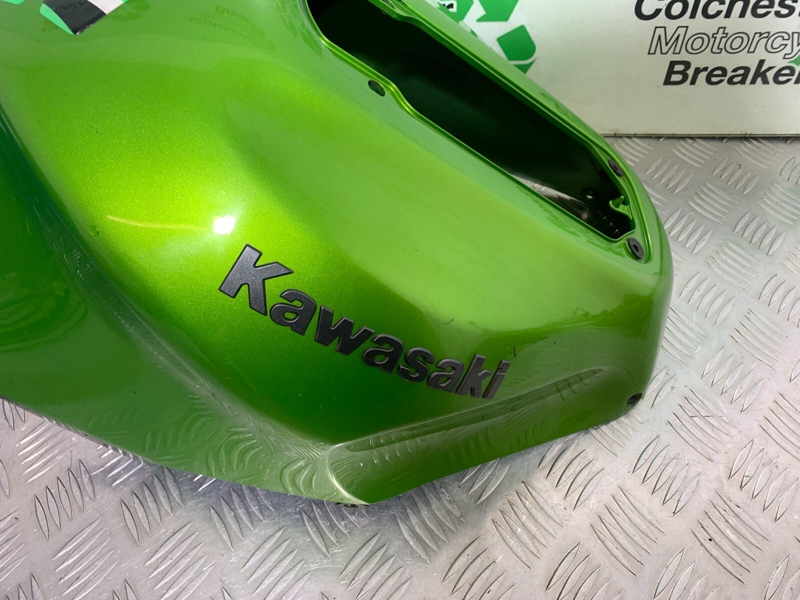 KAWASAKI ZX12R ZX12 R PETROL TANK COVER  YEAR 2000-01 (CMB1038)