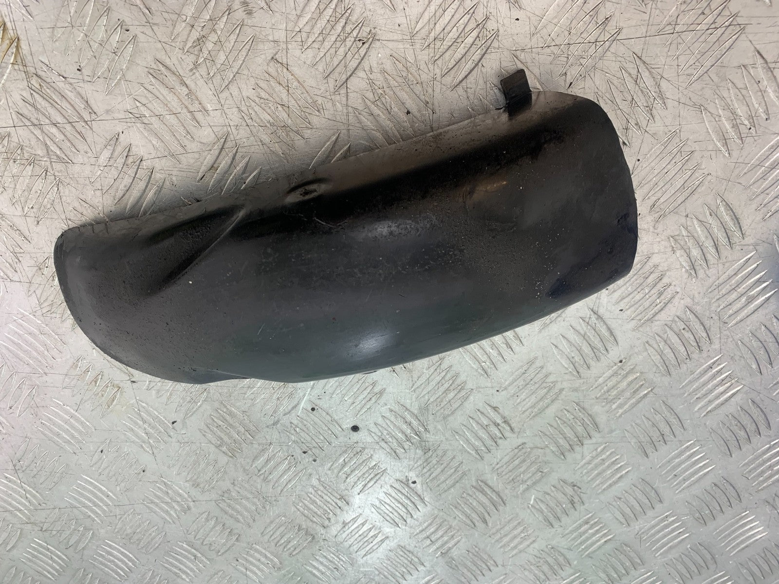 SUZUKI GP100 GP 100 INNER MUDGUARD  YEAR 1978-1988 (CMB1259)