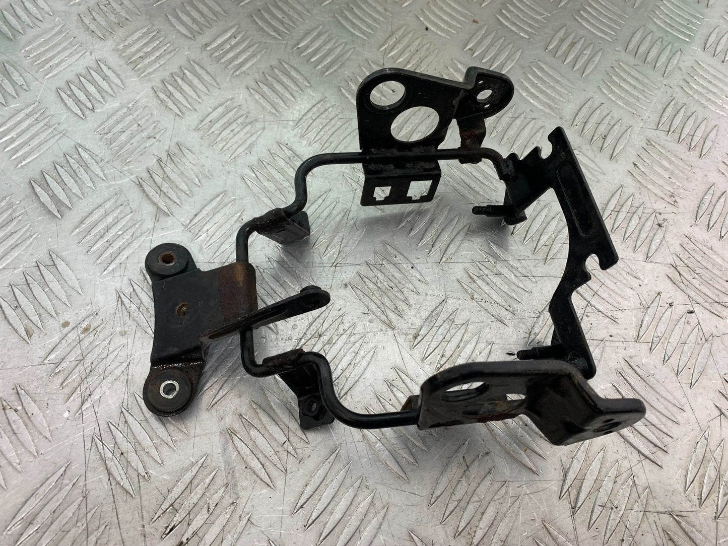 KAWASAKI KLR250 KLR 250 HEADLIGHT BRACKET  YEAR 1984-2001 (CMB1225)
