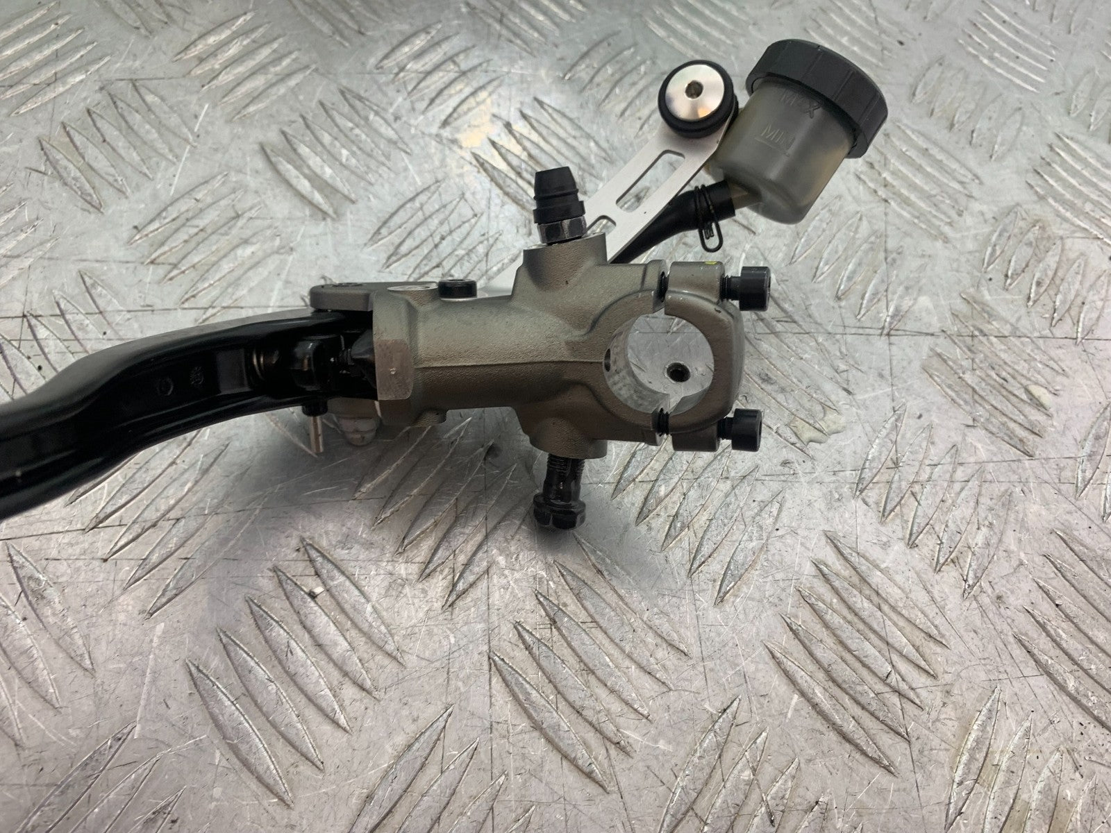 DUCATI 1198 S CLUTCH MASTER CYLINDER  YEAR 2009-2011 (CMB1219)