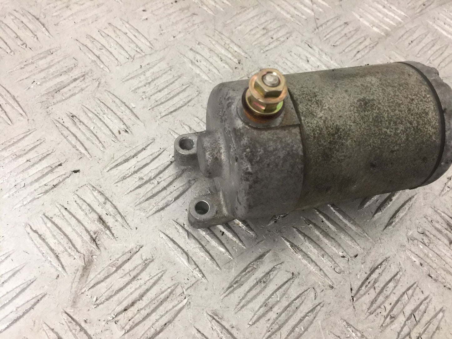 HONDA CBR1000 rr FIREBLADE STARTER MOTOR  YEAR 2004  (STOCK 853)