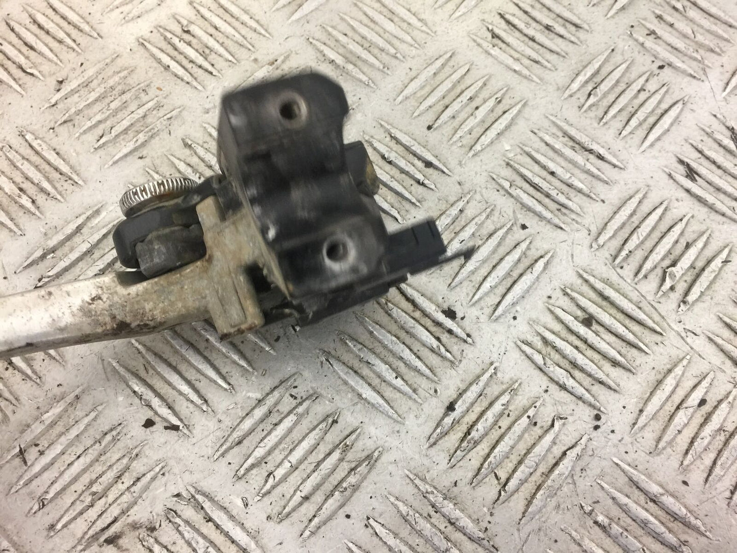 KAWASAKI 650 VERSYS CLUTCH LEVER BRACKET  YEAR 2011 (STOCK 478) ABS