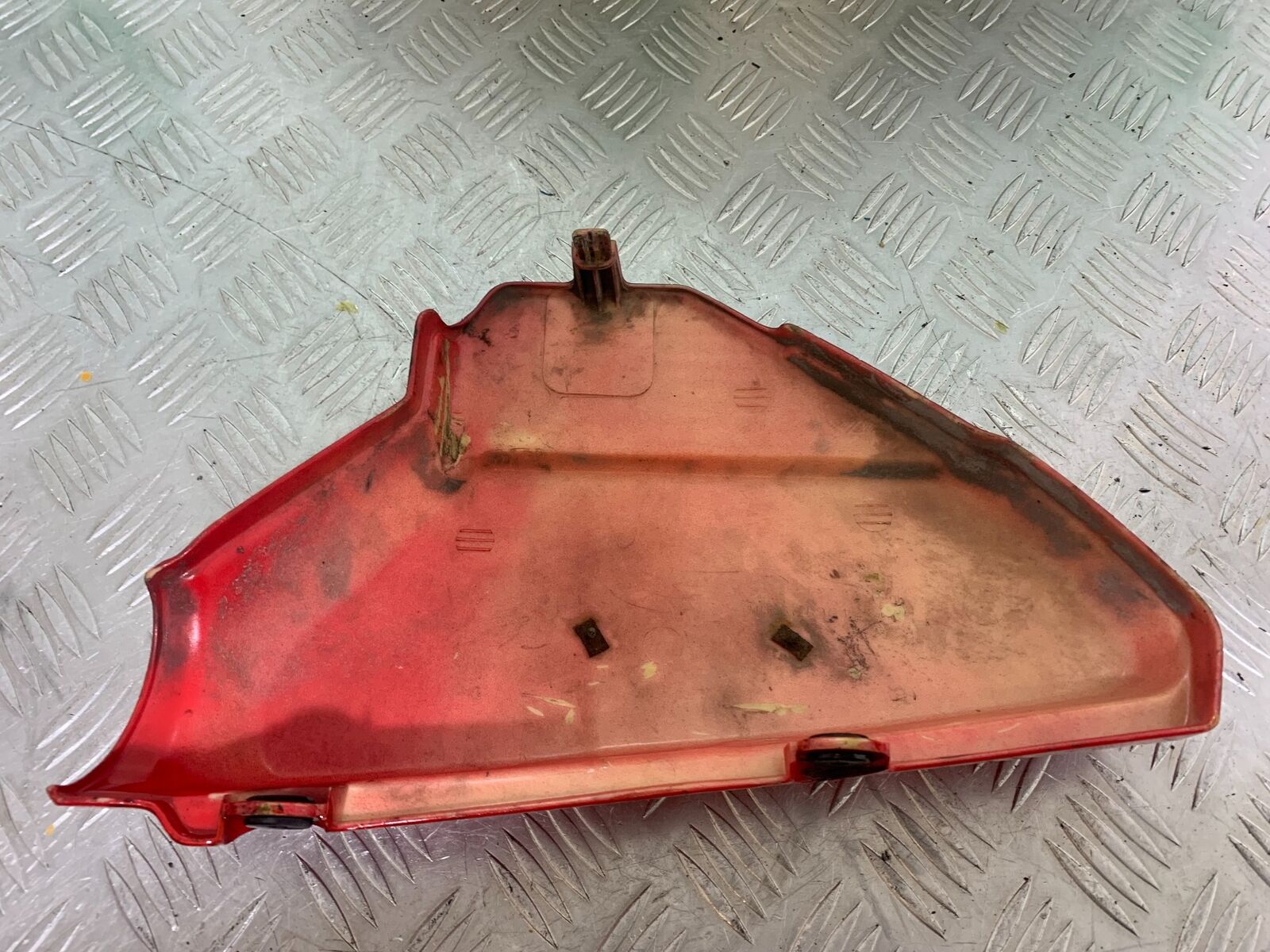 HONDA CX500 CX 500 LEFT SEAT PANEL YEAR 1980 (CMB1131)