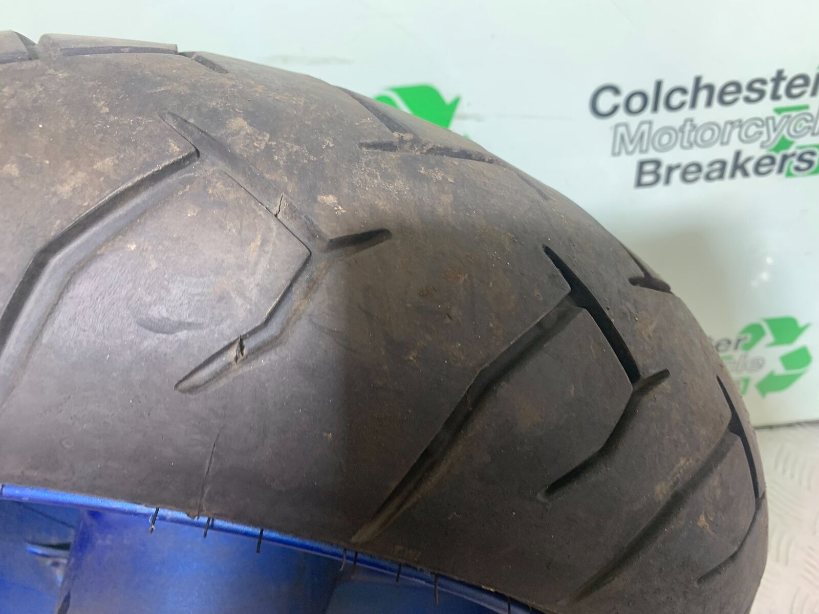 KAWASAKI ZX6R ZX6 J REAR WHEEL (GOOD TYRE) YEAR 2000 (CMB1129)