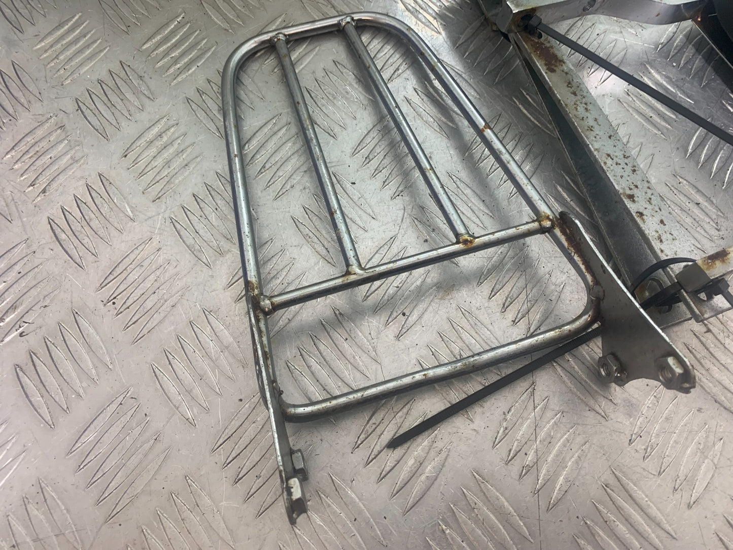 PIONEER XF250 BACK REST  YEAR 2009 (CMB1143)