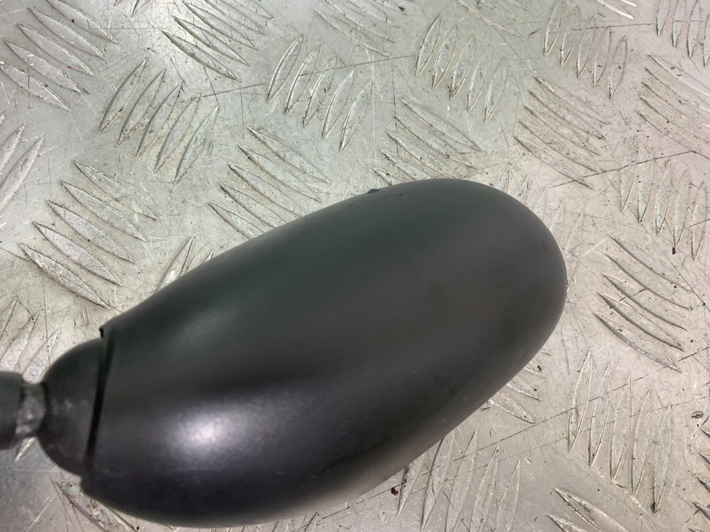 YAMAHA YZF1000 THUNDERACE RIGHT MIRROR  YEAR 1997-2000 (CMB1204)