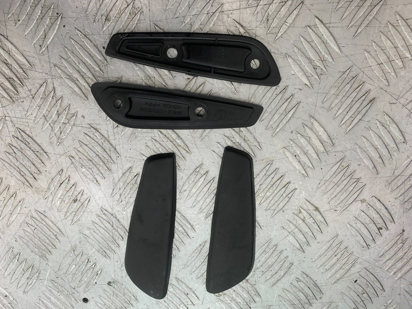 HONDA NT 700 V DEAUVILLE SCREEN COVERS  YEAR 2006-2010 (CMB1298)