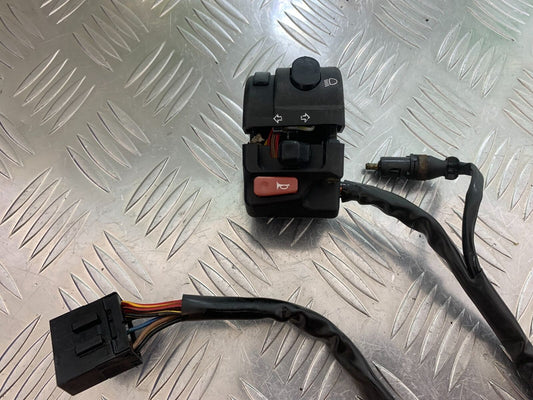 TRIUMPH 600 DAYTONA LEFT SWITCH GEAR  YEAR 2003-2006 (STOCK 999)