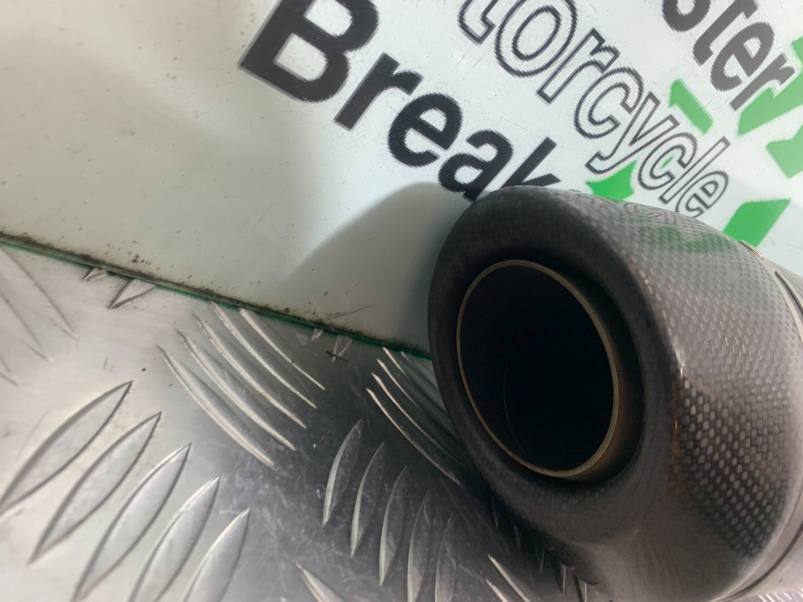 APRILIA TUONO 1000 V4R SC PROJECT CARBON SILENCER   YEAR 2011-13  (CMB1331)