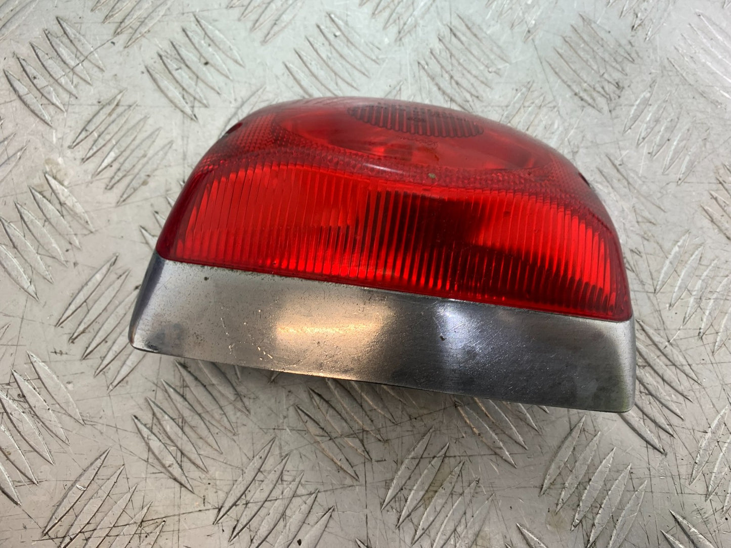 PIAGGIO VESPA LX50 LX S 50 REAR LIGHT  YEAR 2007-2016 (CMB1290)