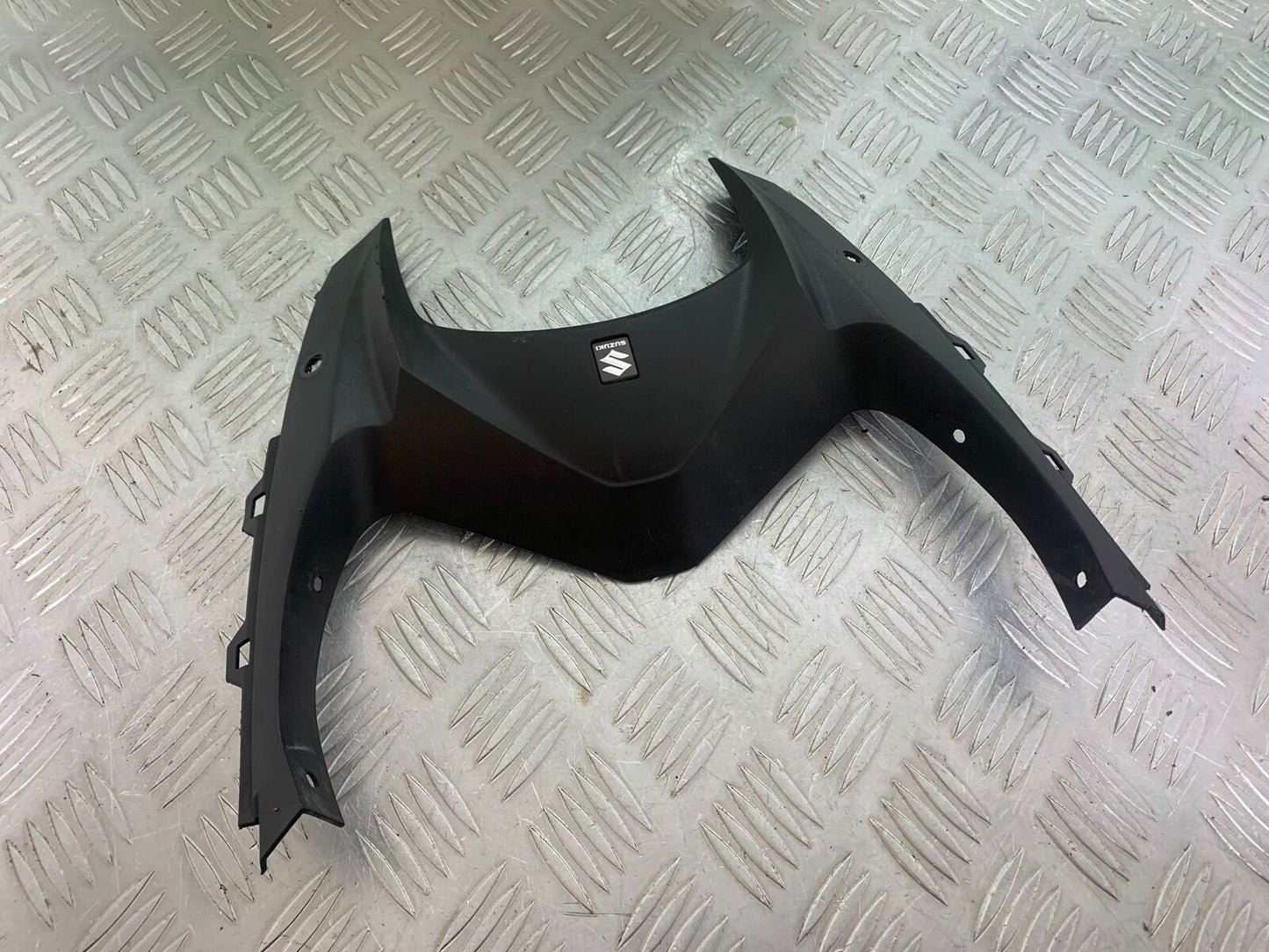 SUZUKI DL 650 V-STROM INFILL PANEL  YEAR 2020 (CMB1117)