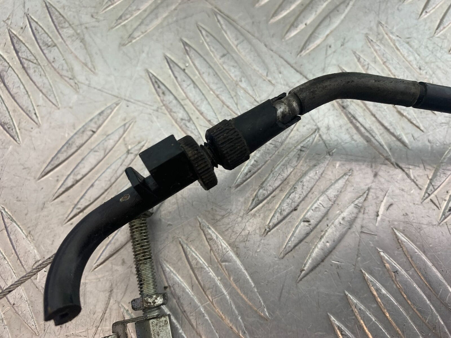 TRIUMPH 955i SPRINT ST THROTTLE CABLE  YEAR 1999-2004 (CMB1124)