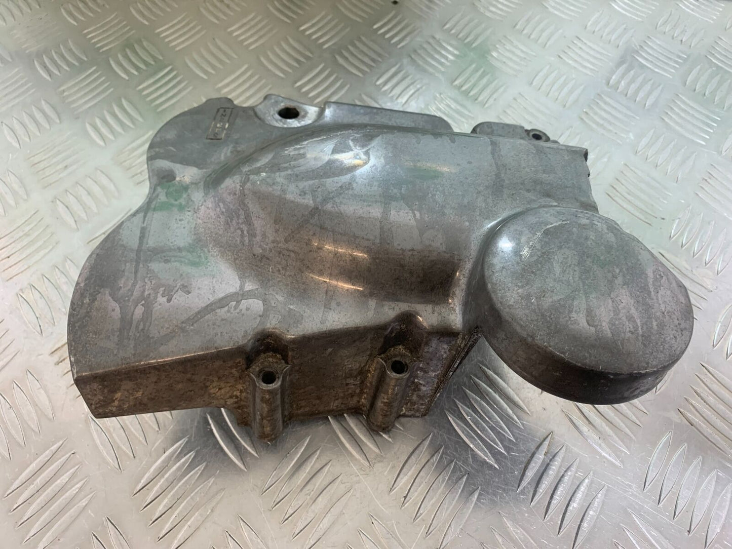 KAWASAKI ZR 750 ZEPHYR SPROCKET COVER  YEAR 1991-95 (CMB1008)