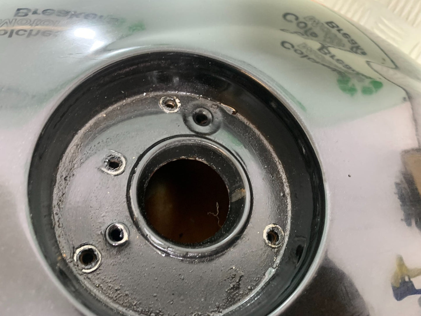 TRIUMPH SPEED TRIPLE R 1050 PETROL TANK 2009 (CMB1183)