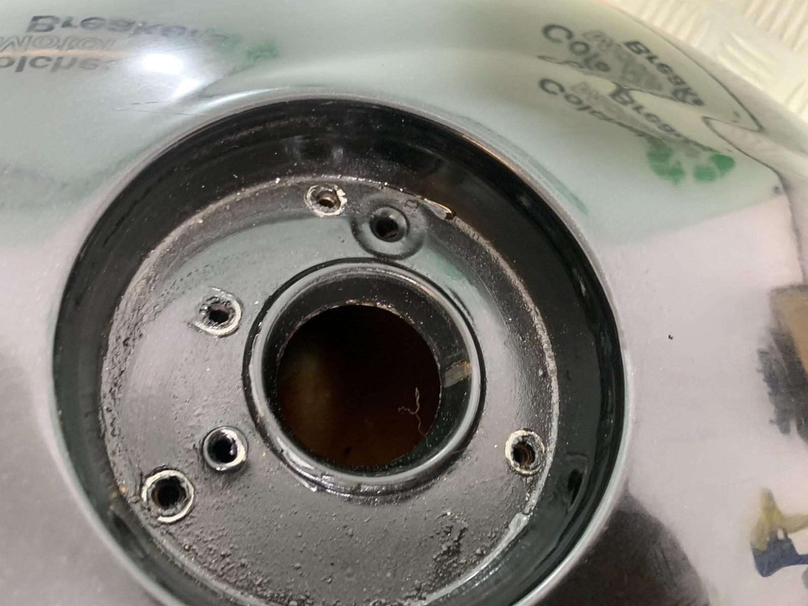 TRIUMPH SPEED TRIPLE R 1050 PETROL TANK 2009 (CMB1183)