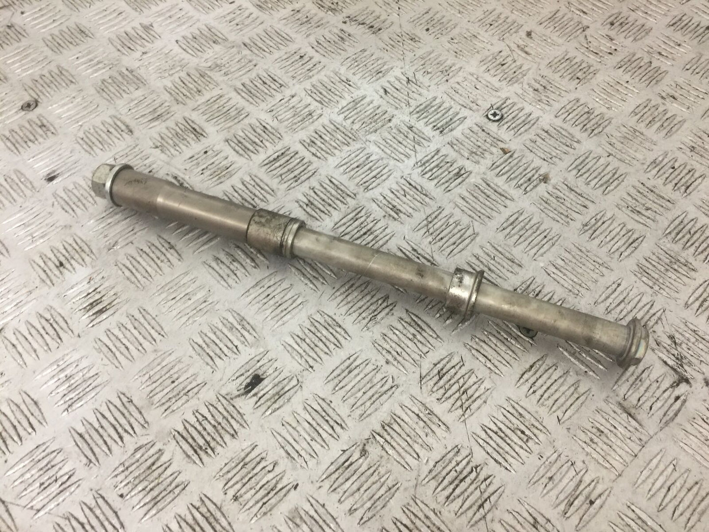SUZUKI 650 BURGMAN SWINGARM SPINDLE  YEAR 2014-2018 (STOCK 769)