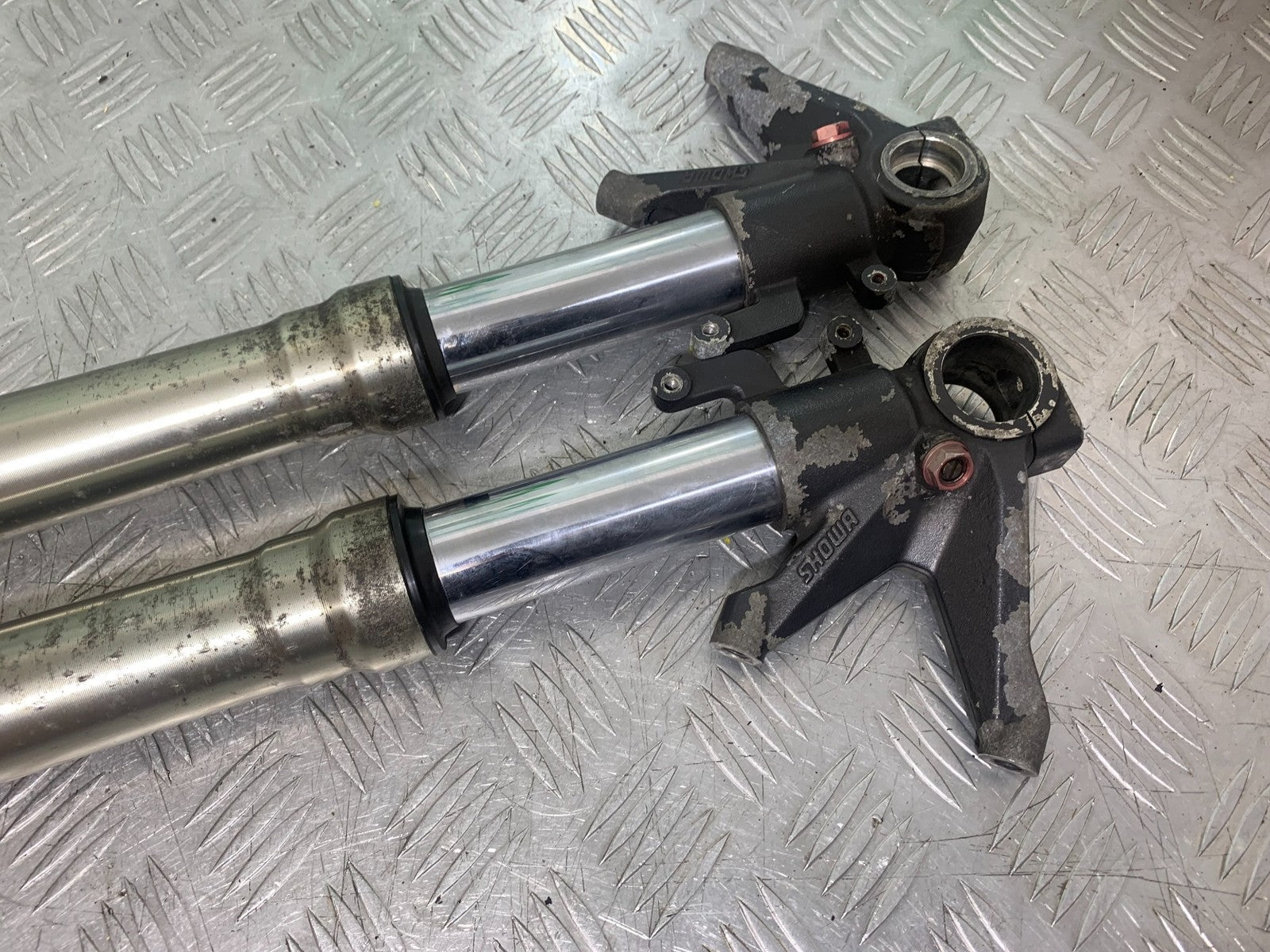 DUCATI 848 FORKS  YEAR 2008-2010 (CMB1323)