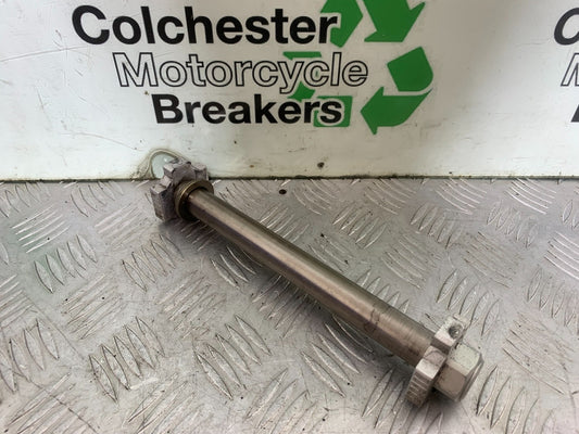 KTM 690 DUKE R LC4 REAR WHEEL SPINDLE YEAR 2012-2015  (CMB1180)
