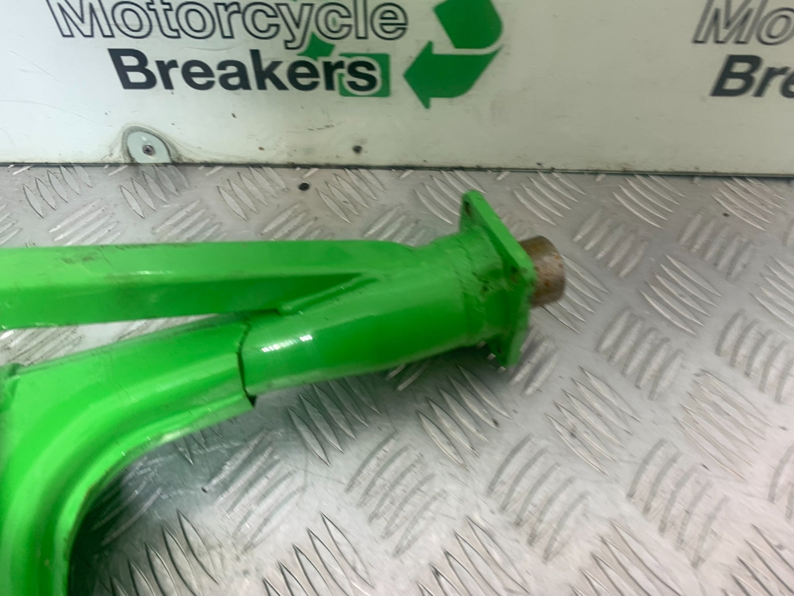 KAWASAKI GT550 GT 550 SWINGARM YEAR 1984-87 (CMB1141)