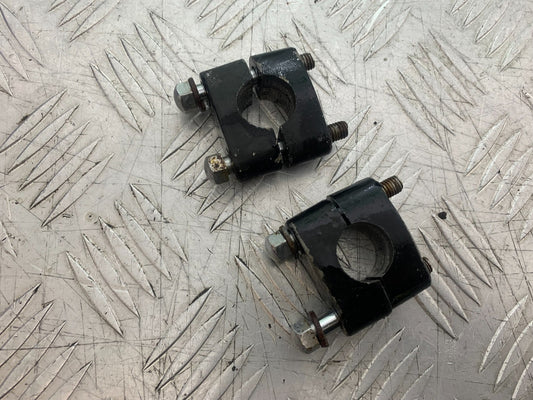 SUZUKI GP100 GP 100 HANDLEBAR CLAMPS  YEAR 1978-1988 (CMB1259)