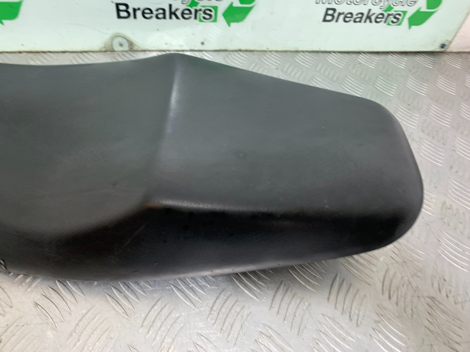 KAWASAKI ZZR1100 D SEAT  YEAR 1993-2001 (CMB1189)