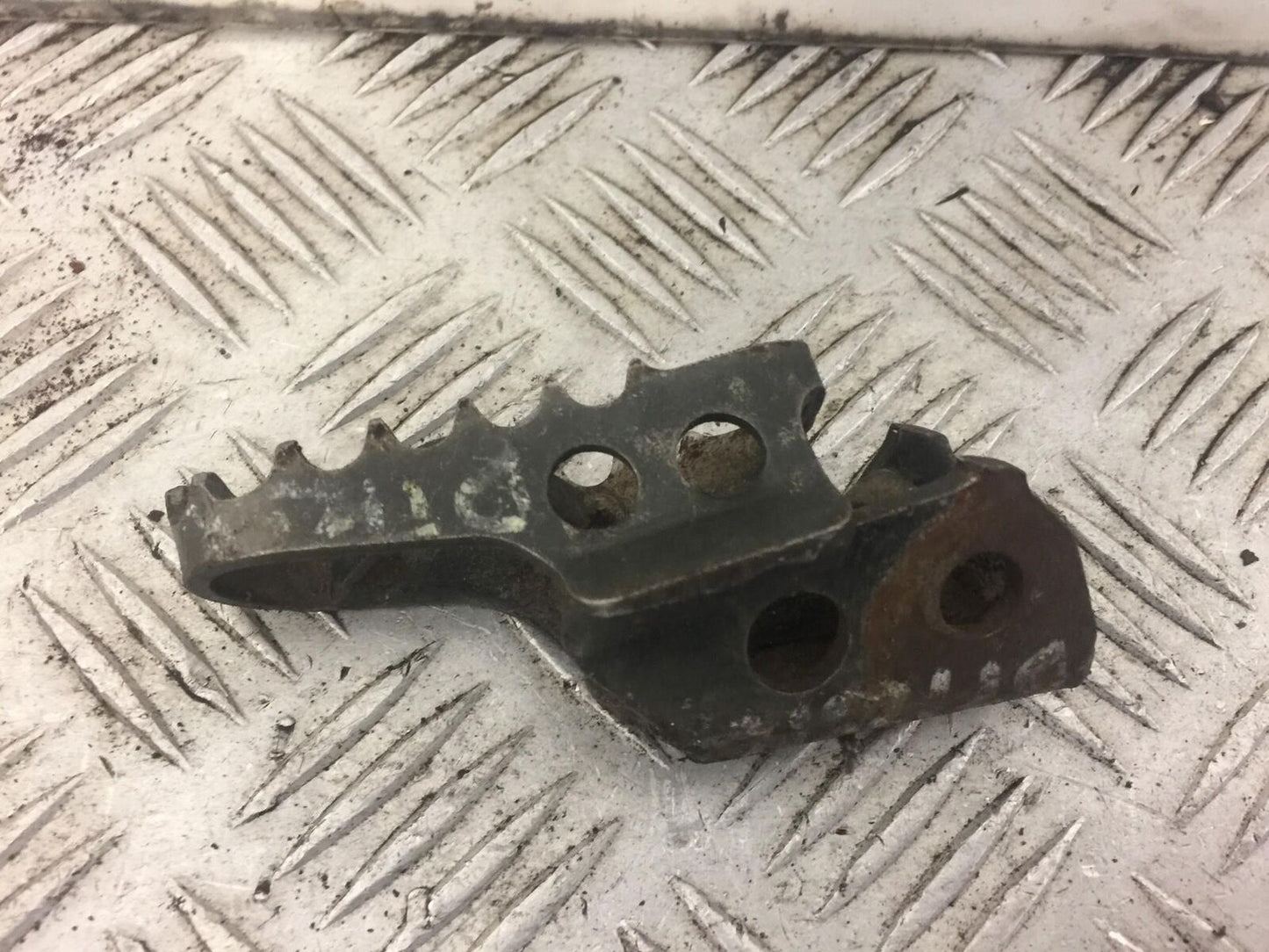 YAMAHA DTR125 DTR 125 DT125 R FRONT LEFT PEG