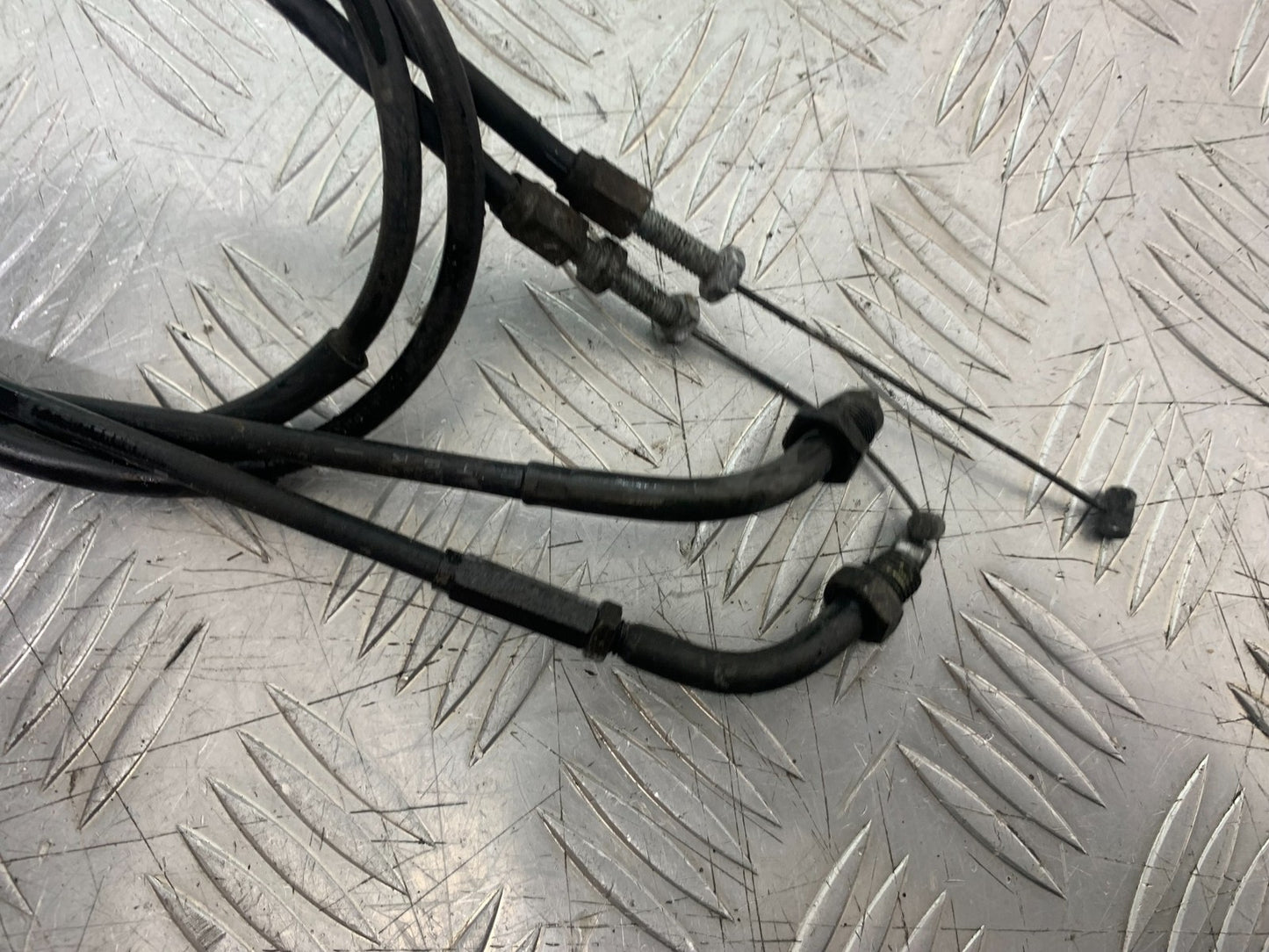 HONDA VFR800 PRE V-TEC THROTTLE CABLES  YEAR 1998-2001 (CMB1233)
