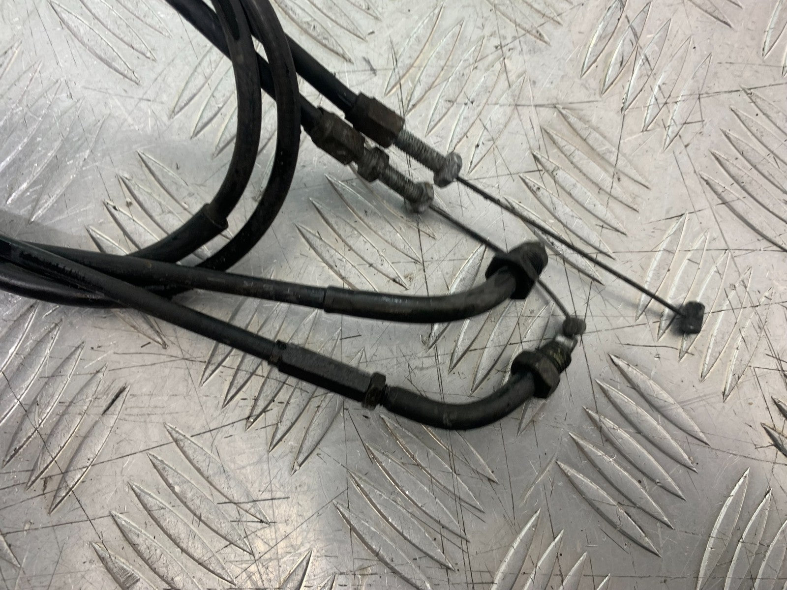 HONDA VFR800 PRE V-TEC THROTTLE CABLES  YEAR 1998-2001 (CMB1233)