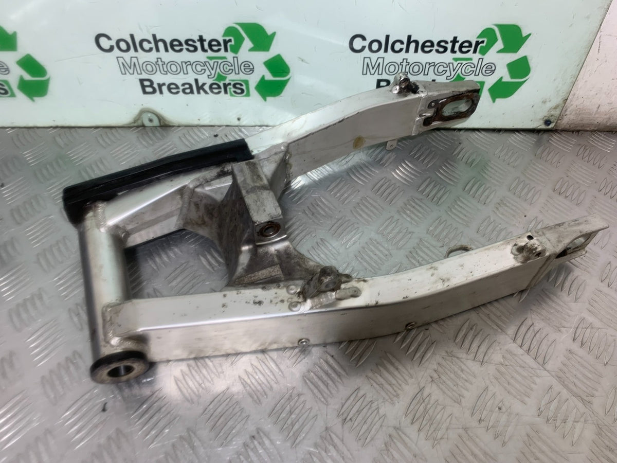 SUZUKI GSXR600 GSXR 600 K1 K2 K3 SWINGARM  1999-03 (CMB1284)