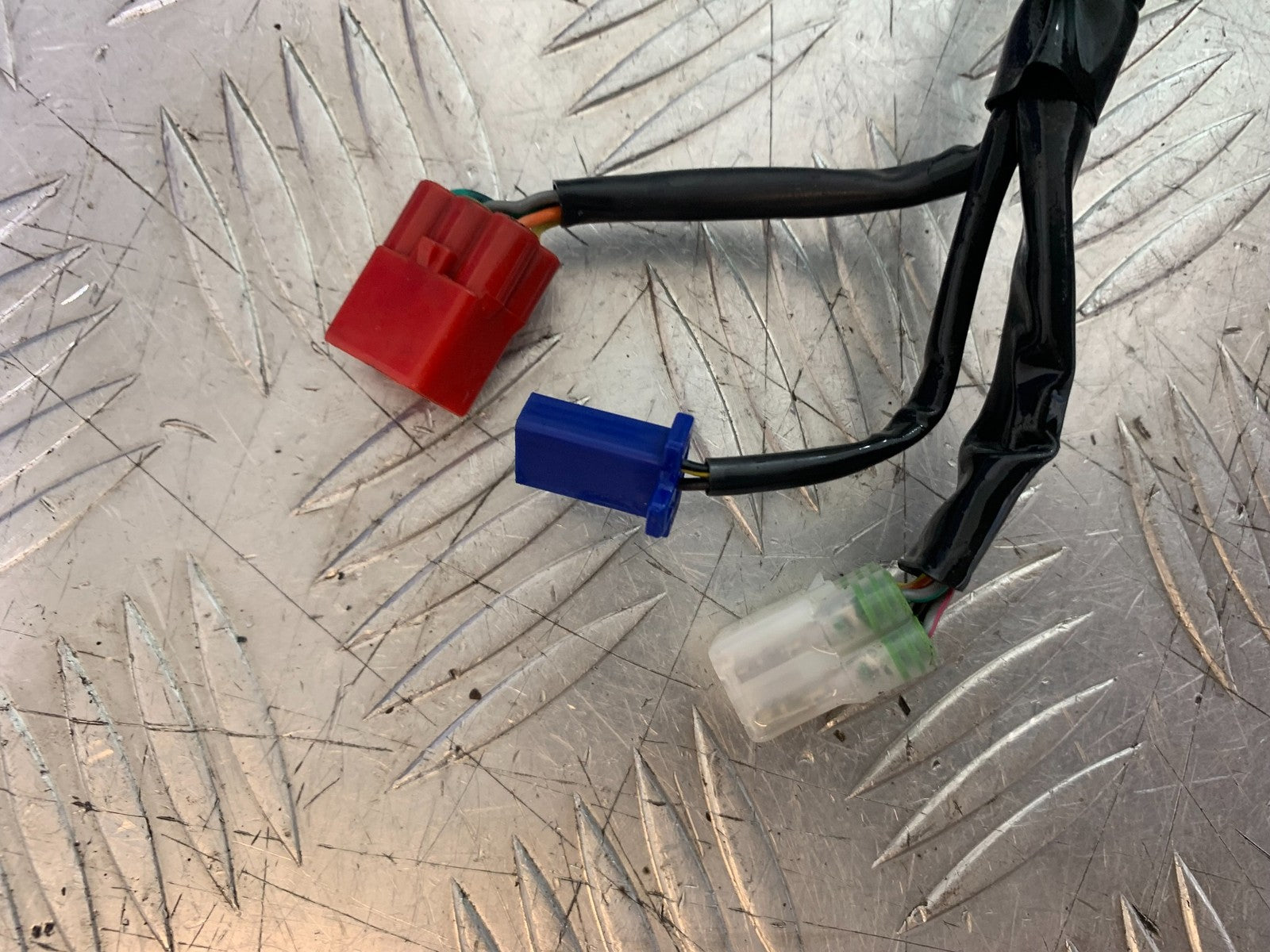 KTM DUKE 125 LEFT SWITCH GEAR   YEAR 2017-2022 (CMB1222)