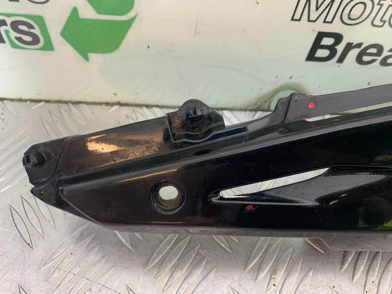 HONDA CB500 F CB500F RIGHT SEAT PANEL YEAR 2013-2015  (CMB1235)