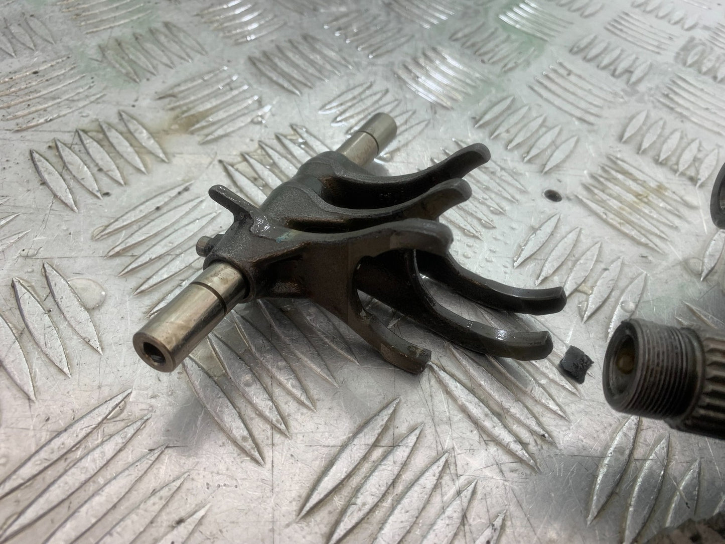 TRIUMPH 1050 SPRINT GT GEARBOX   YEAR 2010-2016 (CMB1250)