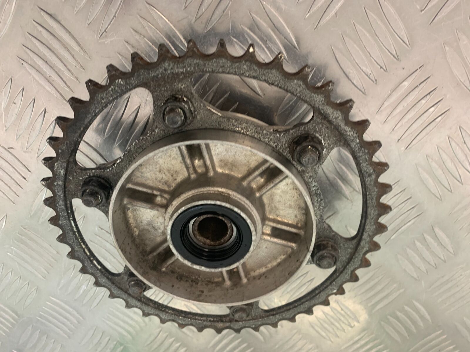 HONDA CBR600 CBR 600 F4I REAR SPROCKET CARRIER YEAR 2001-2003 (STOCK 978)