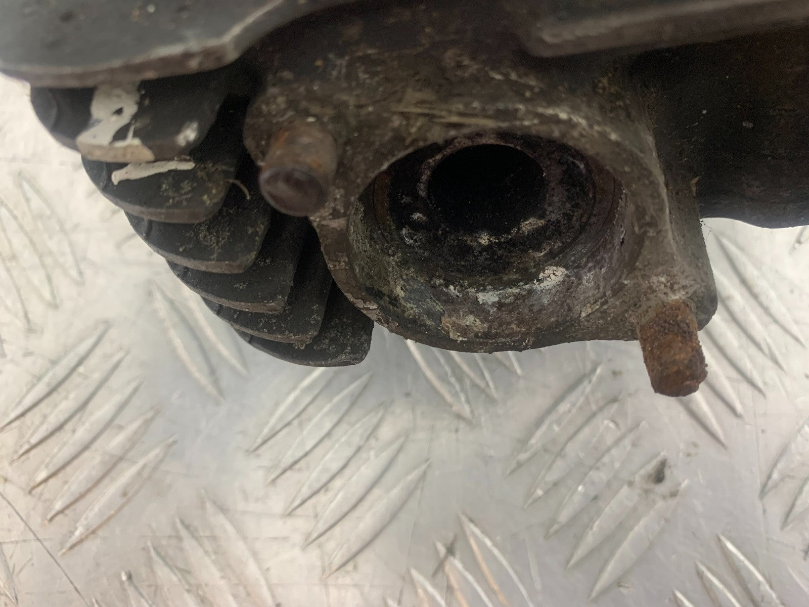 HONDA XL125 VARADERO FRONT CYLINDER HEAD AND CAMSHAFT  YEAR 2001-2006  (CMB1210)