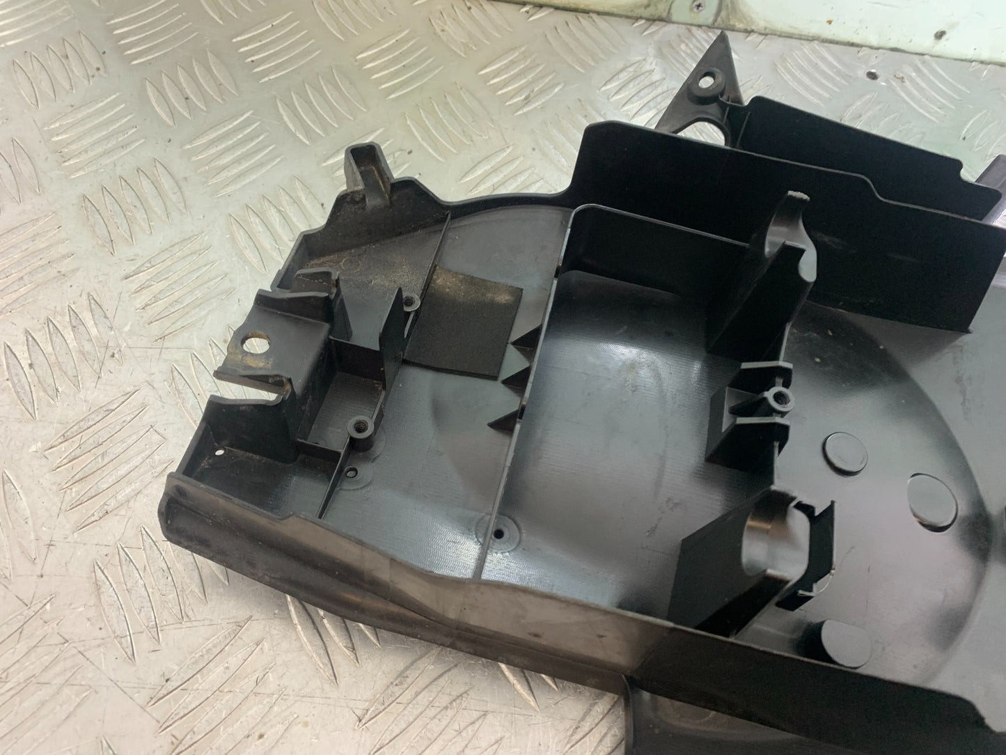 KAWASAKI 650 VERSYS UNDERTRAY YEAR 2015-2018 (CMB1288)