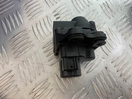 YAMAHA YZF R1 SERVO MOTOR   YEAR 2004-2006 (CMB1155)