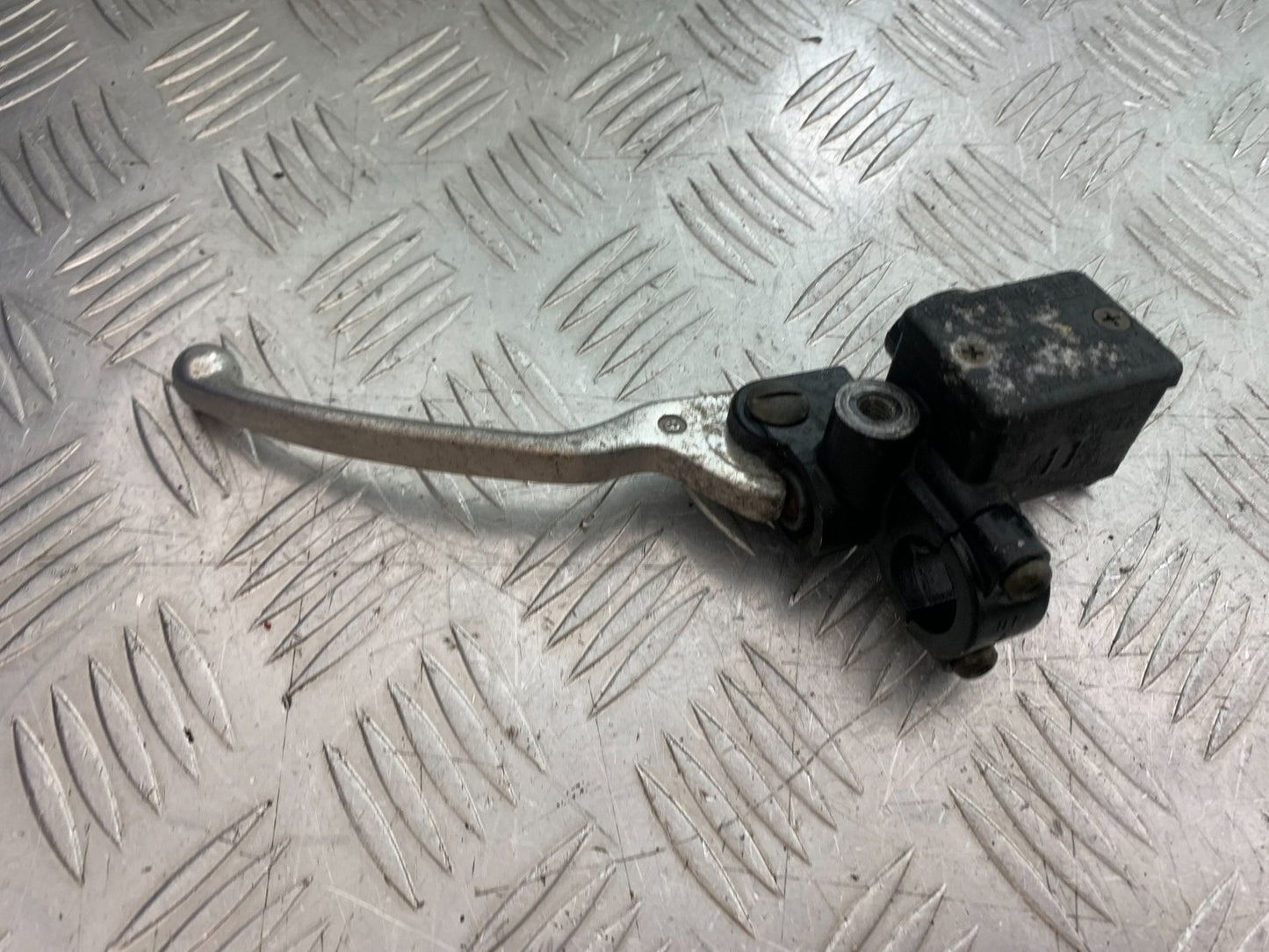 PIAGGIO VESPA GT125 L REAR MASTER CYLINDER YEAR 2003 (CMB1300)