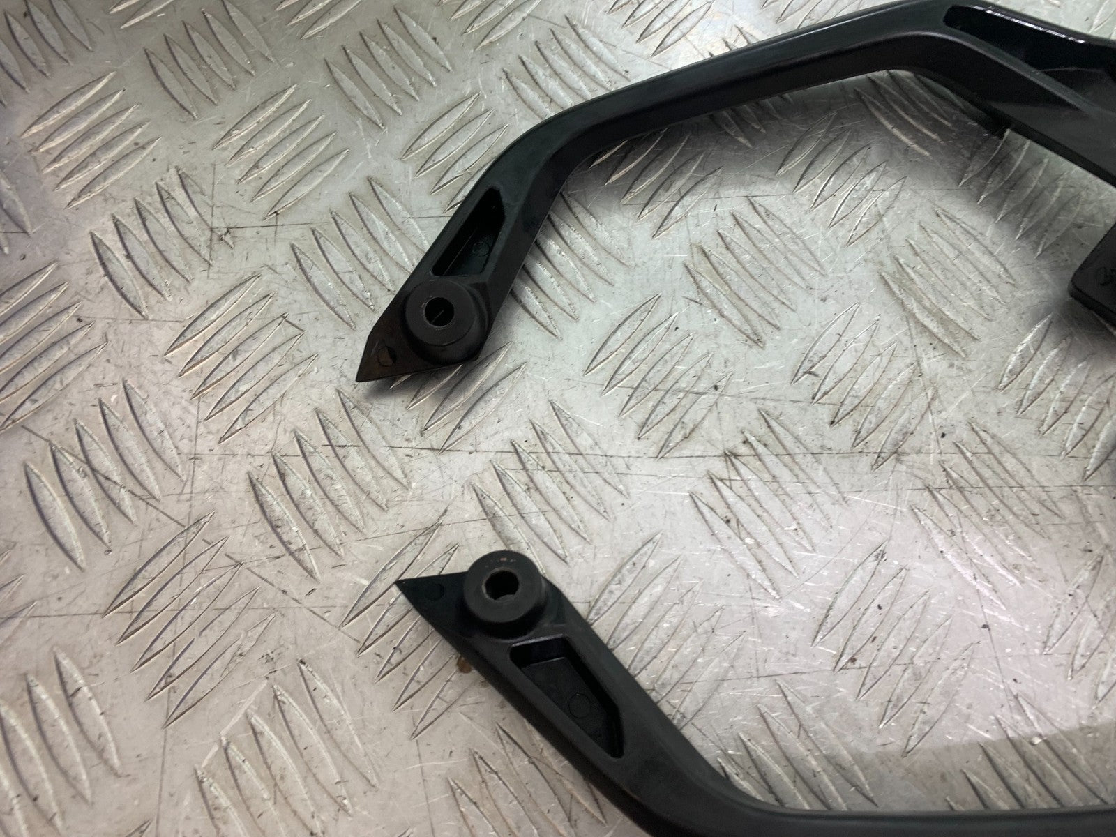 KTM 390 ADVENTURE GRAB RAILS   YEAR 2020-24 (CMB1240)