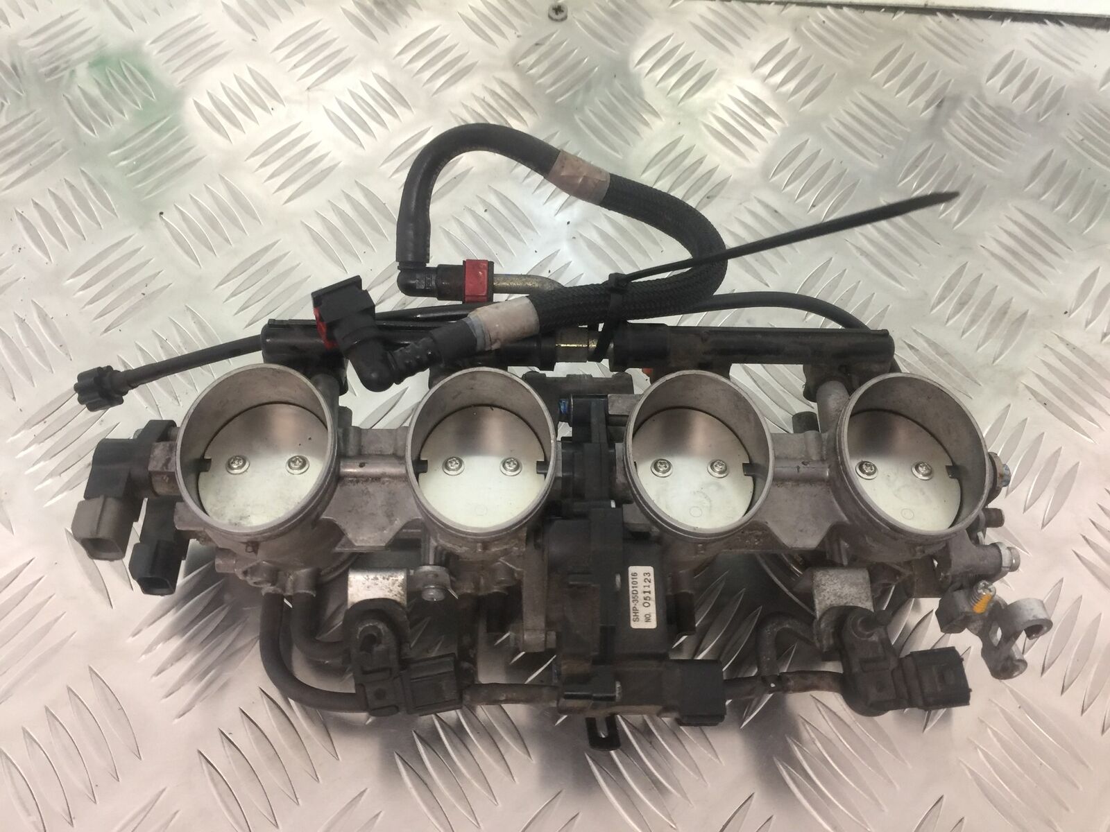 KAWASAKI Z1000 SX THROTTLE BODIES  YEAR 2011-13 (STOCK 911)