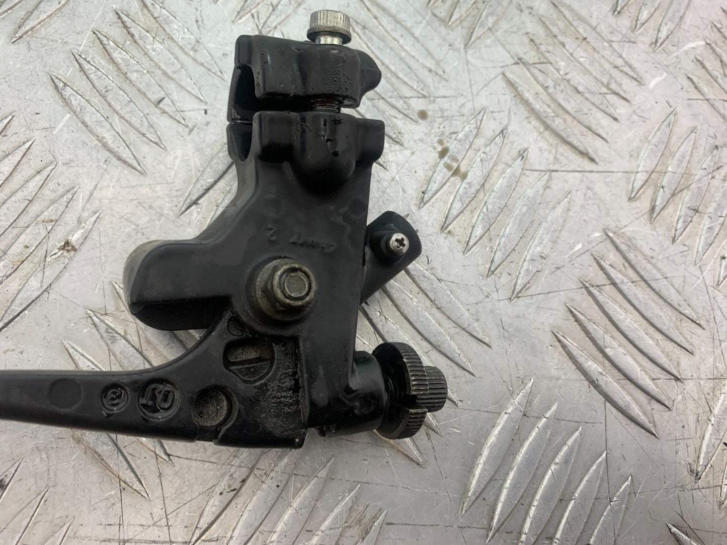 BENELLI BN125 BN 125 CLUTCH LEVER AND BRACKET   YEAR 2018-2021 (CMB1194)