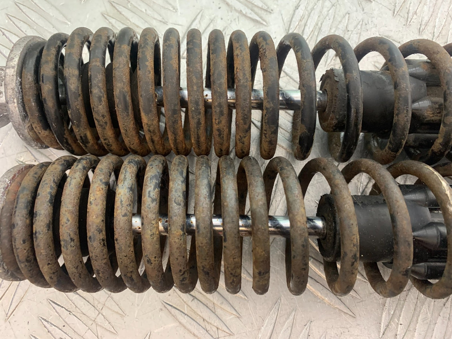 PIAGGIO MP3 250 ie REAR SHOCKS YEAR 2007 (CMB1307)