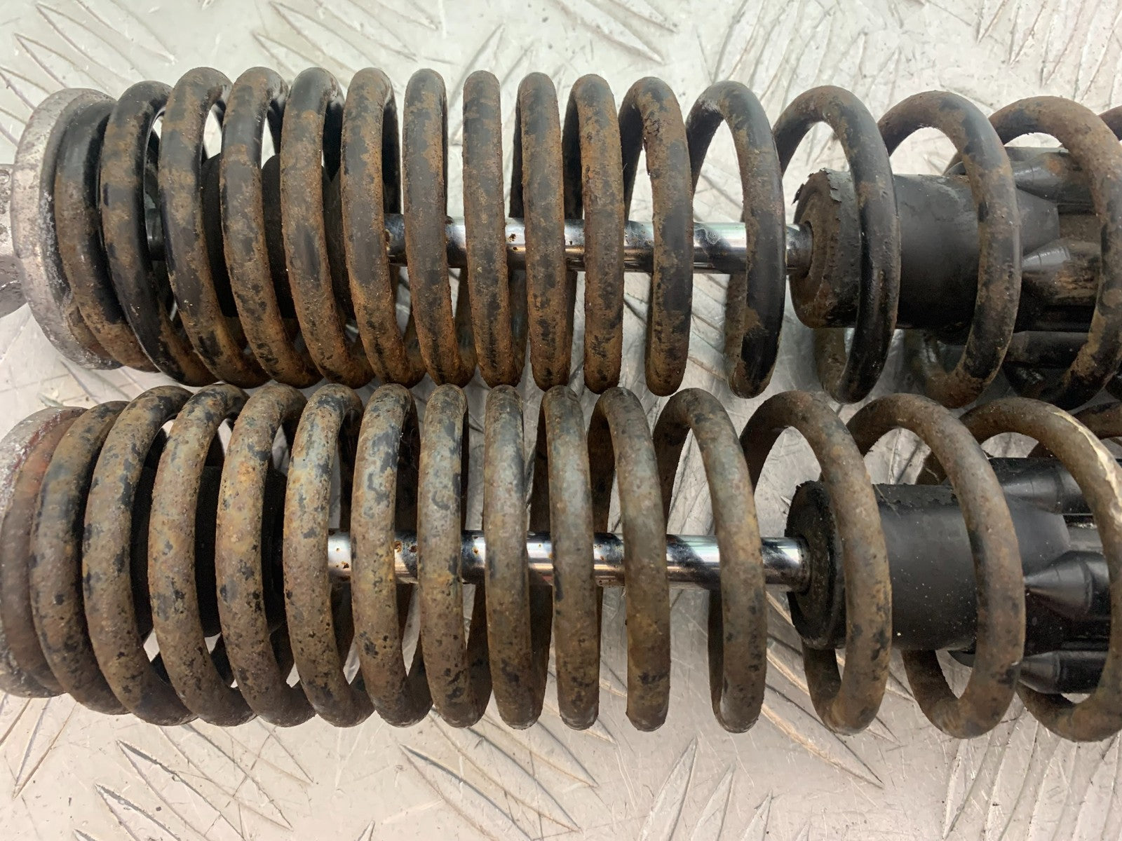 PIAGGIO MP3 250 ie REAR SHOCKS YEAR 2007 (CMB1307)