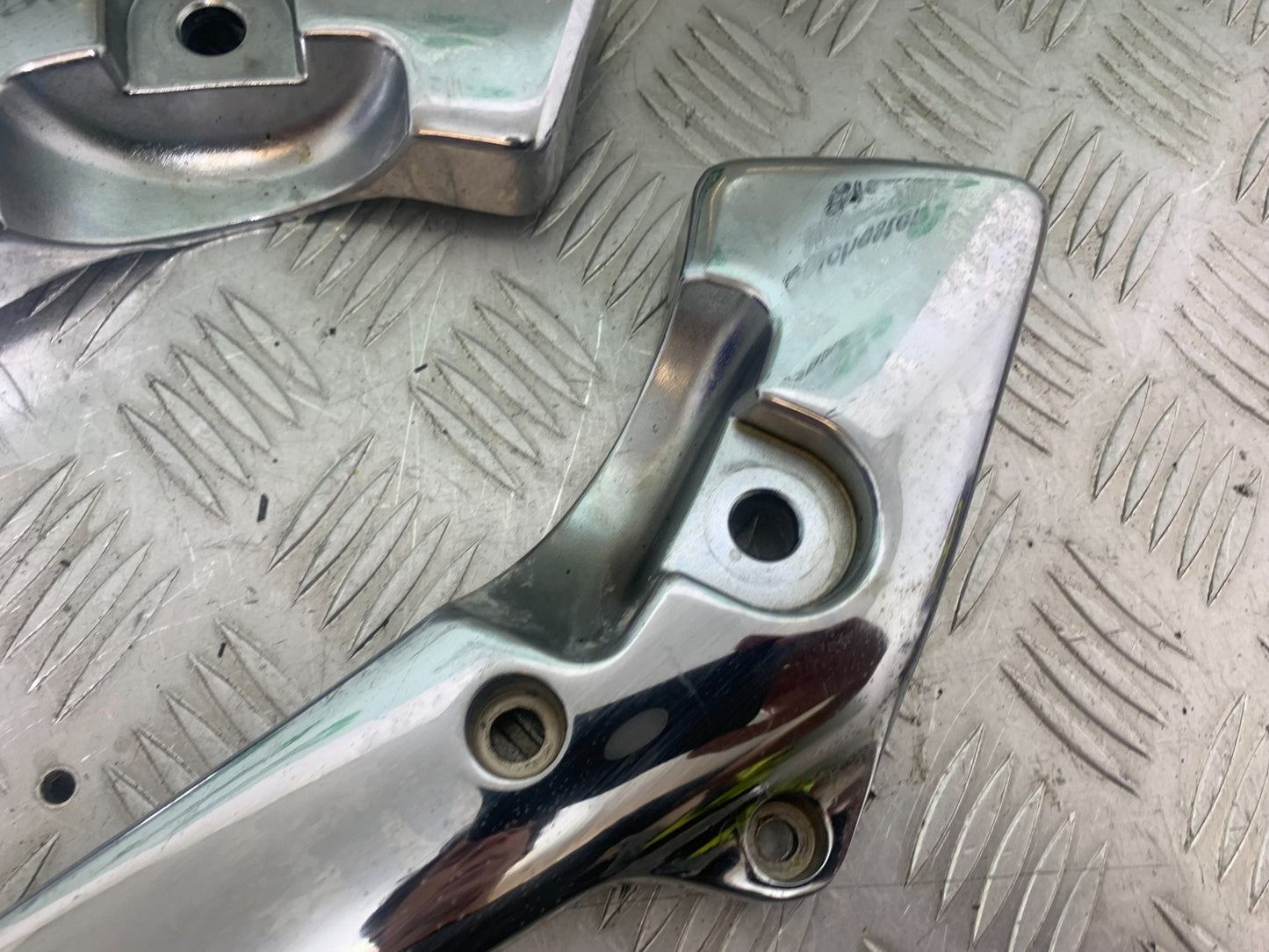 HONDA VTX1300 S-6 REAR MUDGUARD CHROME RAILS  YEAR 2004-09 (CMB1159)