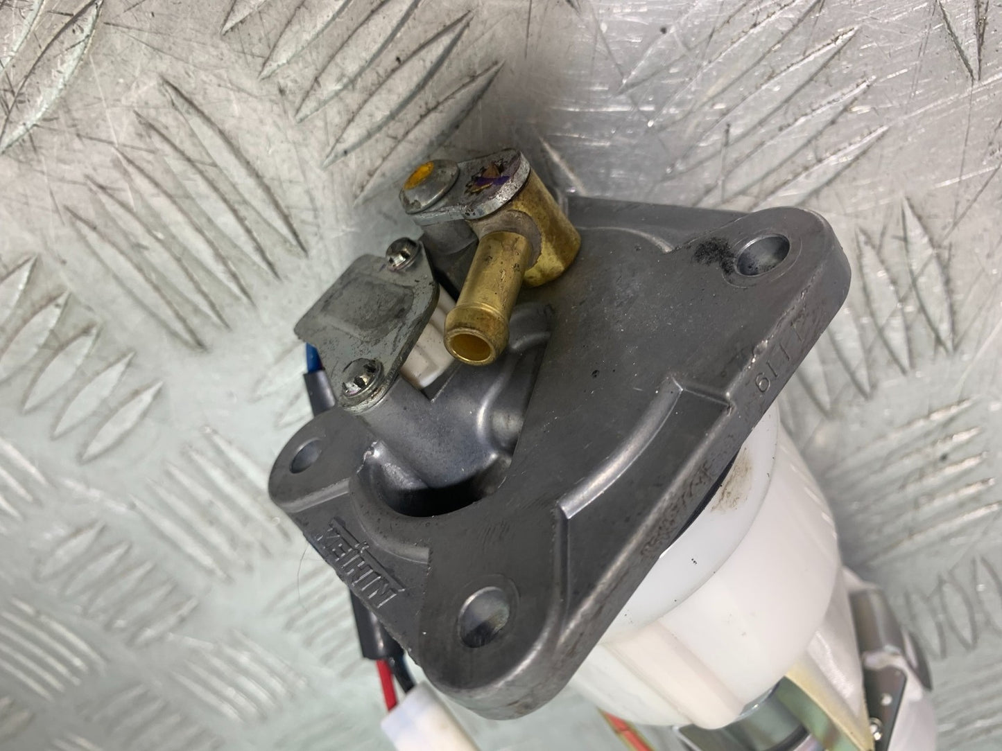 KTM 1290 SUPER DUKE R PETROL PUMP YEAR 2020-2024 (CMB1272)