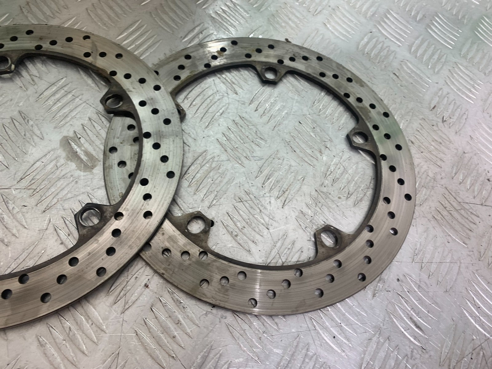 BMW R850 R R850R FRONT BRAKE DISCS  YEAR 1994-2002 (CMB1170)