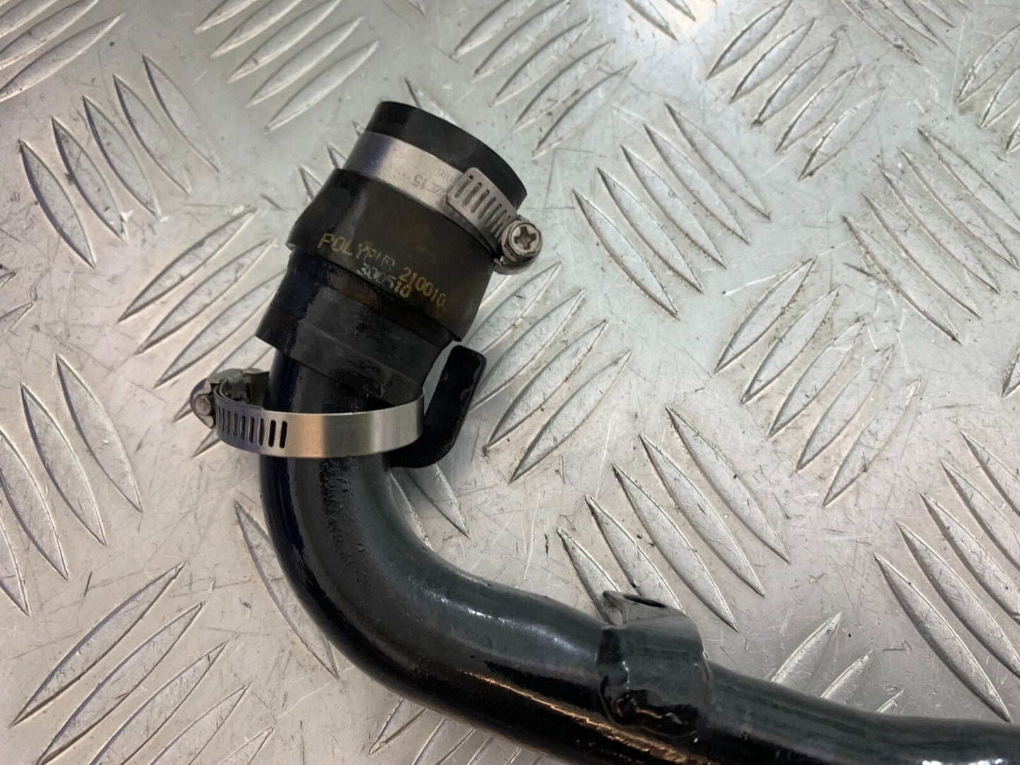 TRIUMPH THUNDERBIRD 1600 COOLANT PIPE  YEAR 2011 (CMB1107)