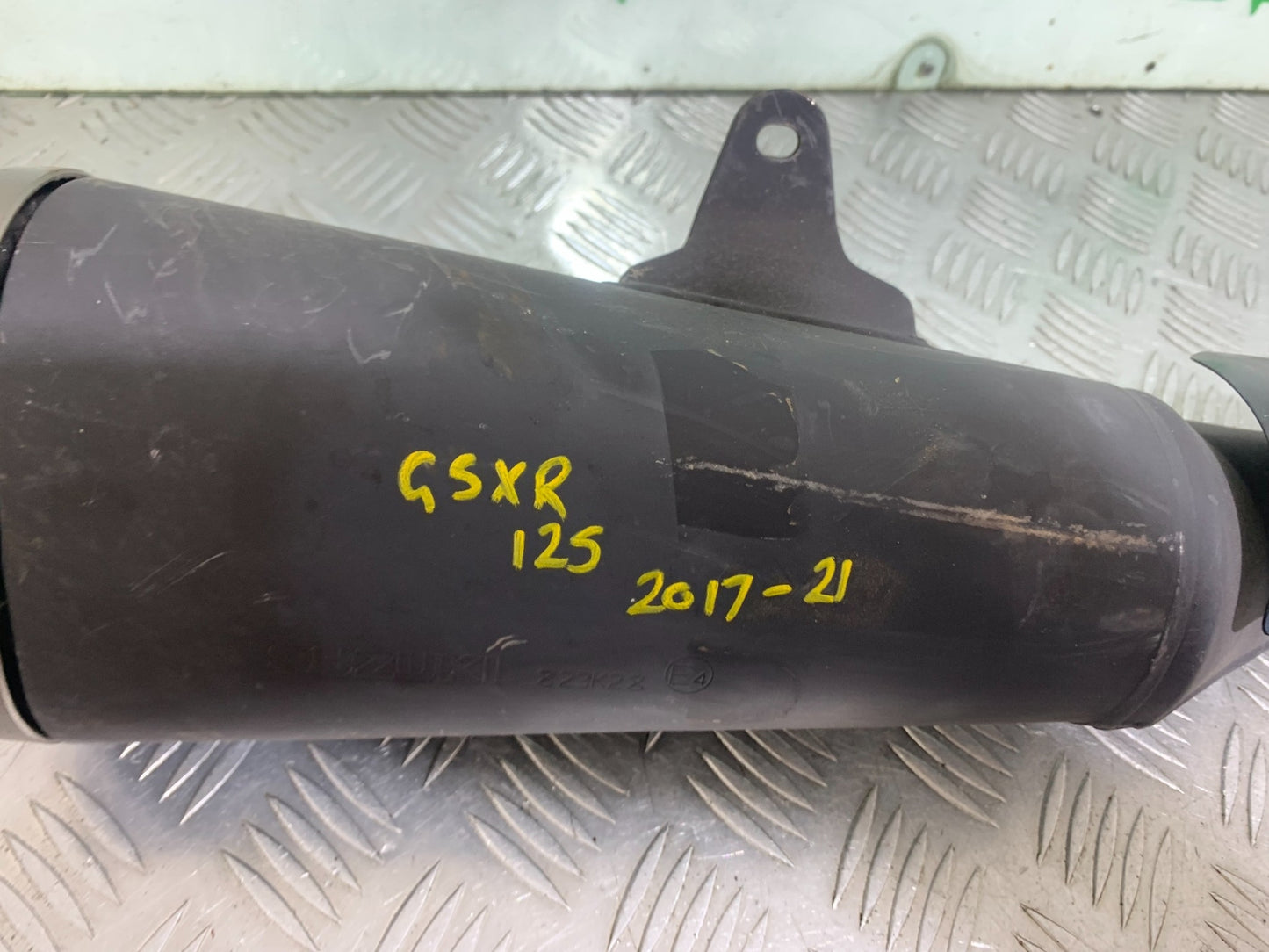 SUZUKI GSXR 125 GSX R125 EXHAUST YEAR 2017