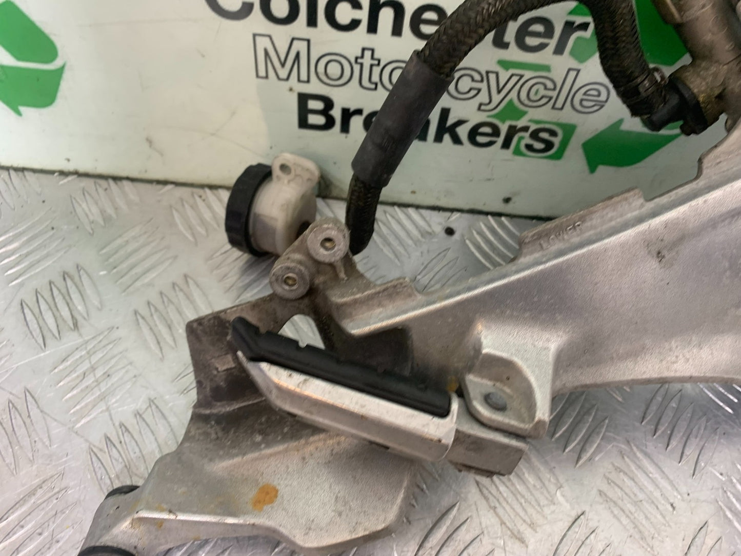 HONDA ST1100 PAN EUROPEAN RIGHT HANGER  YEAR 1993-2001 (CMB1195)