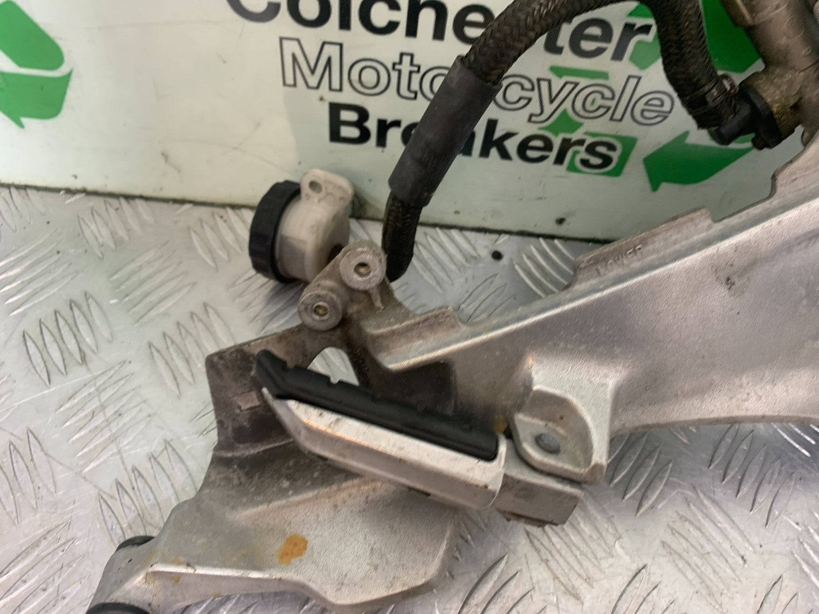 HONDA ST1100 PAN EUROPEAN RIGHT HANGER  YEAR 1993-2001 (CMB1195)