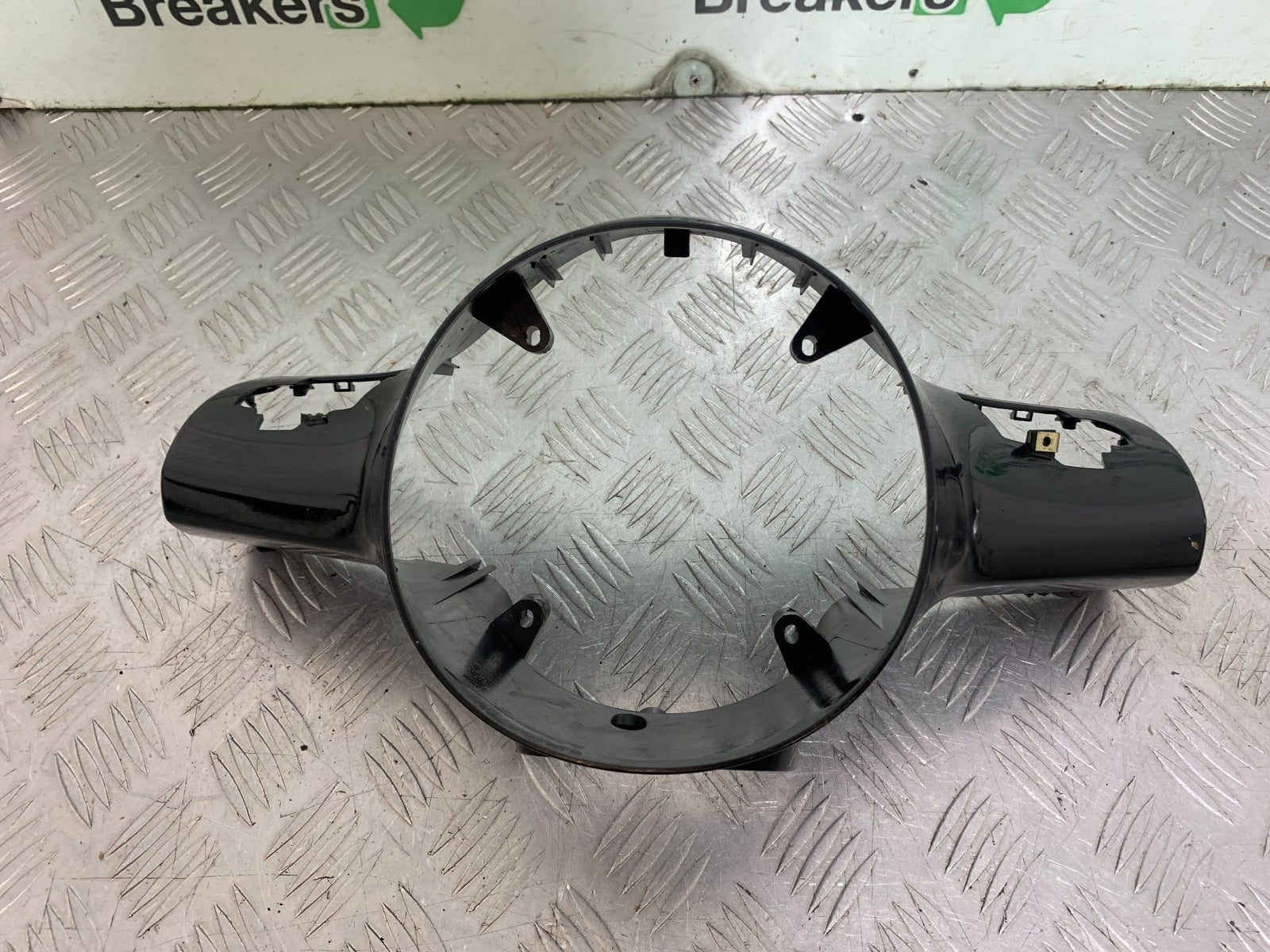 PIAGGIO VESPA GT125 L HEADLIGHT PANEL  YEAR 2003 (CMB1300)